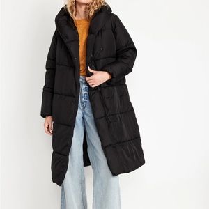 Water-resistant long hooded puffer coat